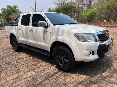 TOYOTA Hilux , Foto 2