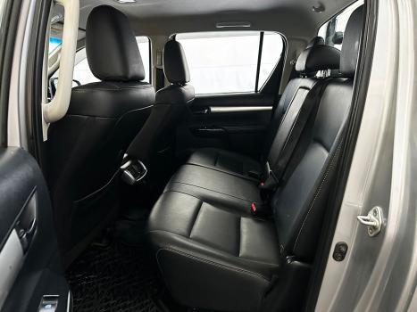 TOYOTA Hilux Caminhonete 2.8 16V SRV 4X4 DIESEL CABINE DUPLA AUTOMTICO, Foto 7