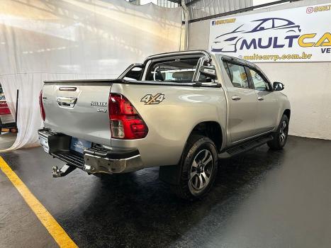 TOYOTA Hilux Caminhonete 2.8 16V SRV 4X4 DIESEL CABINE DUPLA AUTOMTICO, Foto 13