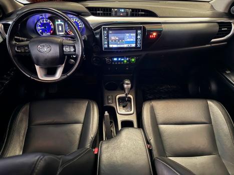 TOYOTA Hilux Caminhonete 2.7 16V 4P SRV FLEX 4X4  CABINE DUPLA AUTOMTICO, Foto 5