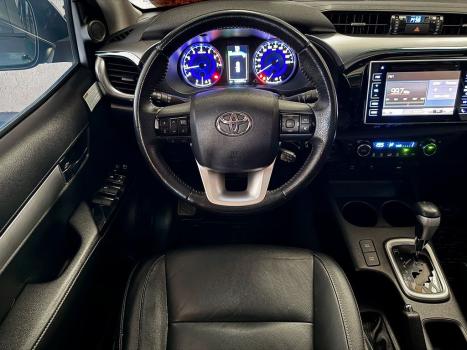 TOYOTA Hilux Caminhonete 2.7 16V 4P SRV FLEX 4X4  CABINE DUPLA AUTOMTICO, Foto 6