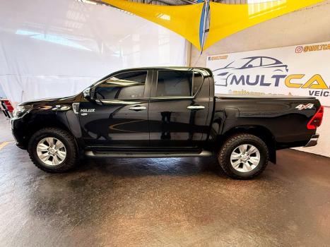 TOYOTA Hilux Caminhonete 2.7 16V 4P SRV FLEX 4X4  CABINE DUPLA AUTOMTICO, Foto 14
