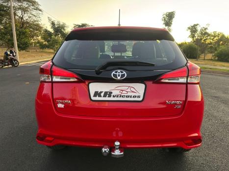 TOYOTA Yaris Hatch 1.5 16V 4P FLEX XS MULTIDRIVE AUTOMTICO CVT, Foto 4