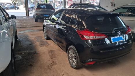 TOYOTA Yaris Hatch 1.3 16V 4P FLEX XL MULTIDRIVE AUTOMTICO CVT, Foto 3
