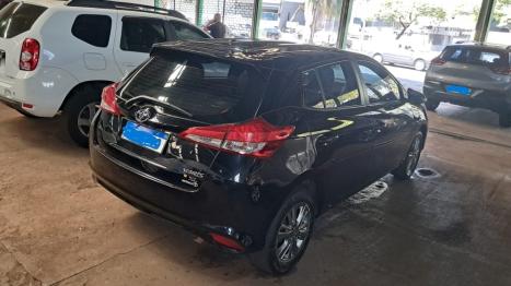 TOYOTA Yaris Hatch 1.3 16V 4P FLEX XL MULTIDRIVE AUTOMTICO CVT, Foto 4