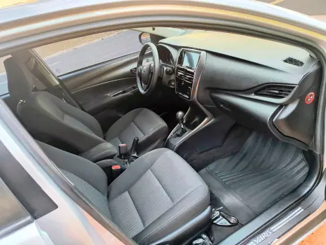 TOYOTA Yaris Sedan 1.5 16V 4P FLEX XL LIVE MULTIDRIVE AUTOMTICO CVT, Foto 11