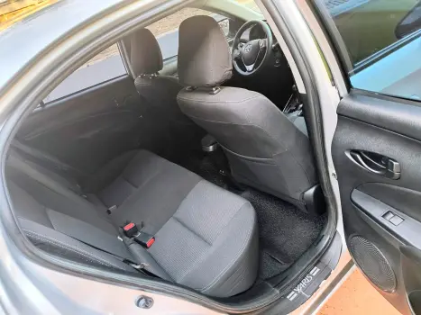 TOYOTA Yaris Sedan 1.5 16V 4P FLEX XL LIVE MULTIDRIVE AUTOMTICO CVT, Foto 12