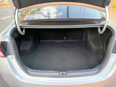 TOYOTA Yaris Sedan 1.5 16V 4P FLEX XL LIVE MULTIDRIVE AUTOMTICO CVT, Foto 15