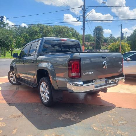 VOLKSWAGEN Amarok 3.0 V6 CABINE DUPLA HIGHLINE 4X4 TURBO INTERCOOLER AUTOMTICO, Foto 4