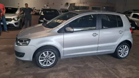 VOLKSWAGEN Fox 1.0 4P FLEX, Foto 4