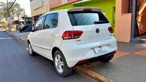 VOLKSWAGEN Fox 1.6 16V 4P MSI HIGHLINE FLEX, Foto 4