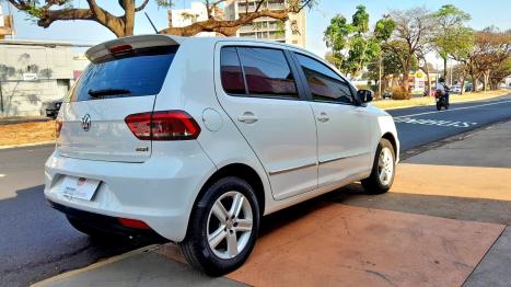 VOLKSWAGEN Fox 1.6 16V 4P MSI HIGHLINE FLEX, Foto 6