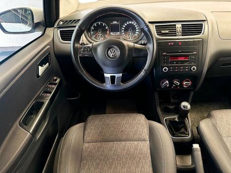 VOLKSWAGEN Fox 1.6 4P, Foto 6