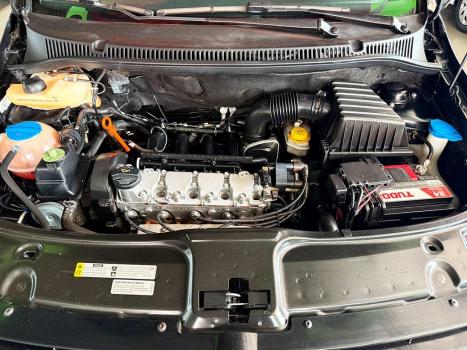 VOLKSWAGEN Fox 1.6 4P, Foto 10
