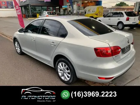 VOLKSWAGEN Jetta 2.0 4P CONFORTLINE TIPTRONIC AUTOMTICO, Foto 4