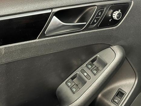 VOLKSWAGEN Jetta 2.0 4P CONFORTLINE FLEX, Foto 8