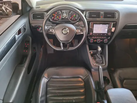 VOLKSWAGEN Jetta 2.0 4P TSI HIGHLINE 211 CV AUTOMTICO, Foto 21