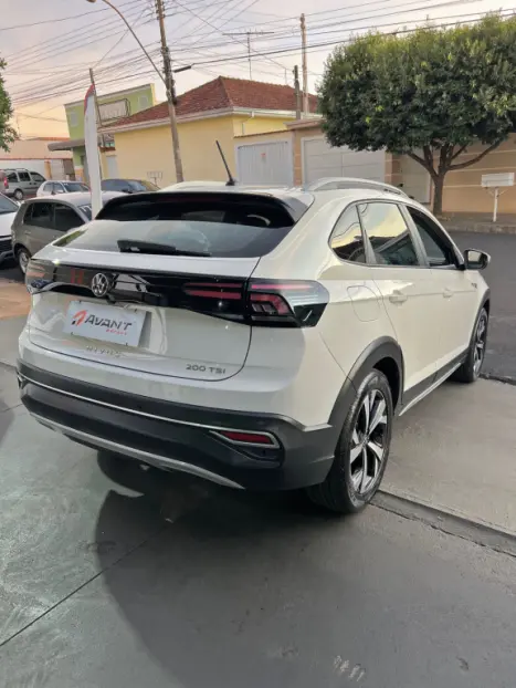 VOLKSWAGEN Nivus 1.0 4P FLEX 200 TSI HIGHLINE TURBO AUTOMTICO, Foto 11