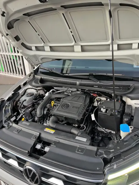 VOLKSWAGEN Nivus 1.0 4P FLEX 200 TSI HIGHLINE TURBO AUTOMTICO, Foto 14