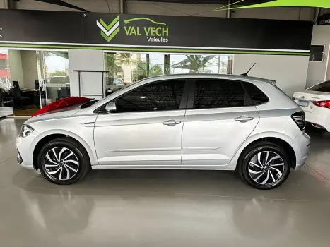 VOLKSWAGEN Polo Hatch 1.0 4P 170 TSI HIGHLINE AUTOMTICO, Foto 14