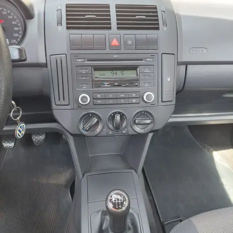 VOLKSWAGEN Polo Sedan 1.6 4P FLEX, Foto 6