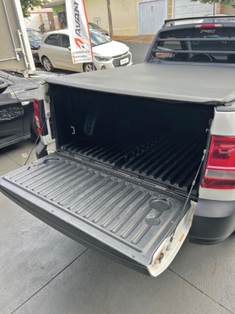 VOLKSWAGEN Saveiro 1.6 FLEX MSI ROBUST CABINE SIMPLES, Foto 8
