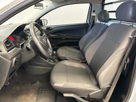 VOLKSWAGEN Saveiro 1.6 G7 CABINE SIMPLES ROBUST FLEX, Foto 4