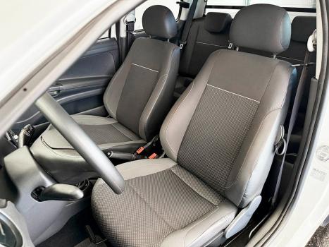 VOLKSWAGEN Saveiro 1.6 G7 ROBUST CABINE DUPLA FLEX, Foto 6