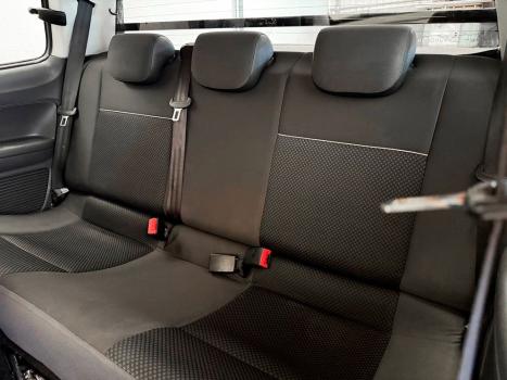 VOLKSWAGEN Saveiro 1.6 G7 ROBUST CABINE DUPLA FLEX, Foto 7