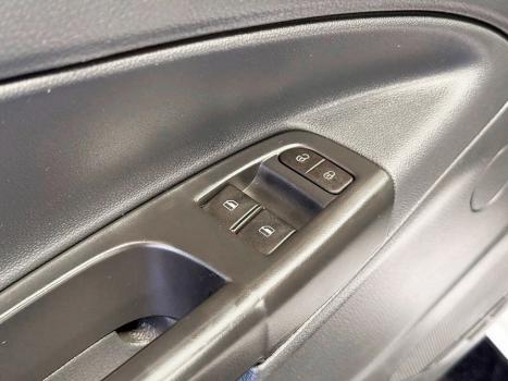 VOLKSWAGEN Saveiro 1.6 G7 ROBUST CABINE DUPLA FLEX, Foto 9