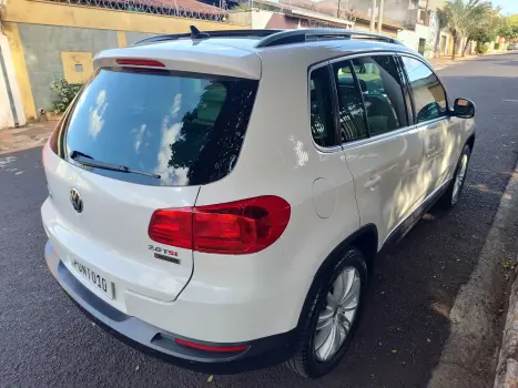 VOLKSWAGEN Tiguan 2.0 16V 4P TSI R-LINE TURBO AUTOMTICO TIPTRONIC, Foto 4