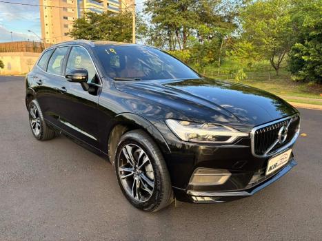 VOLVO XC60 2.0 4P D5 MOMENTUM DIESEL AWD GEARTRONIC, Foto 3