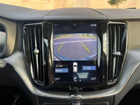 VOLVO XC60 2.0 4P D5 MOMENTUM DIESEL AWD GEARTRONIC, Foto 11