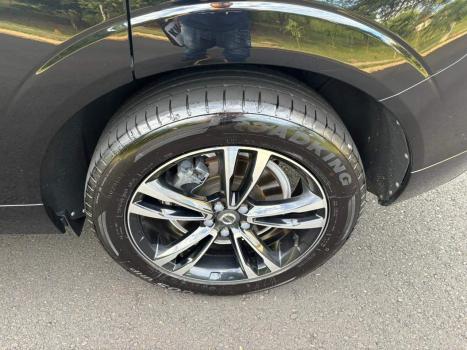 VOLVO XC60 2.0 4P D5 MOMENTUM DIESEL AWD GEARTRONIC, Foto 12