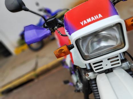 YAMAHA DT 180 CC, Foto 4