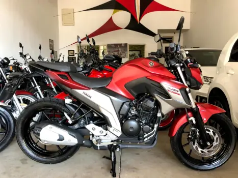 YAMAHA FZ 25 250 Fazer Flex , Foto 6