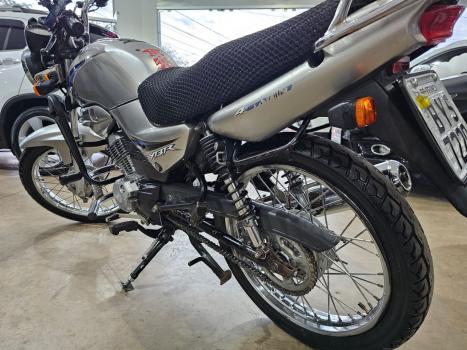 YAMAHA YBR 125 , Foto 7