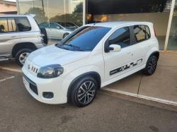 FIAT Uno 1.4 4P FLEX SPORTING