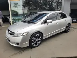 HONDA Civic 1.8 16V 4P LXS