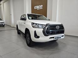 TOYOTA Hilux Caminhonete 2.8 16V 4P SR 4X4 DIESEL CABINE DUPLA AUTOM�TICO