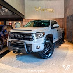 TOYOTA Tundra 5.7 V8 32V 4P 4X4