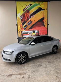 VOLKSWAGEN Jetta 2.0 4P TSI HIGHLINE 200 CV AUTOM�TICO
