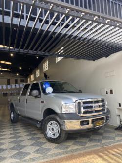 FORD F-250 3.9 XLT SUPER DUTY CABINE DUPLA DIESEL