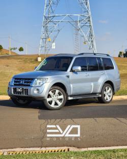 MITSUBISHI Pajero Full 3.2 16V HPE 4X4 TURBO DIESEL INTERCOOLER AUTOMTICO