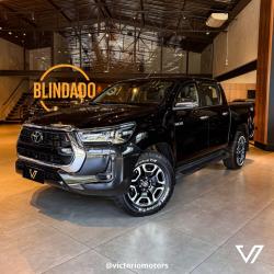 TOYOTA Hilux Caminhonete 2.8 16V SRX 4X4 TURBO DIESEL CABINE DUPLA AUTOMTICO