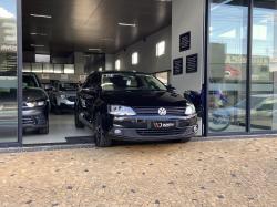 VOLKSWAGEN Jetta 2.0 4P FLEX CONFORTLINE TIPTRONIC AUTOMTICO