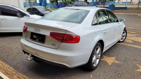 AUDI A4 1.8 4P TFSI ATTRACTION MULTITRONIC AUTOMÁTICO, Foto 4