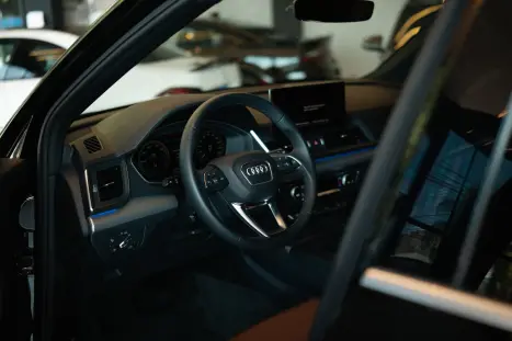 AUDI Q5 2.0 16V 4P 45 TFSI PRESTIGE QUATTRO S-TRONIC AUTOM�TICO, Foto 4