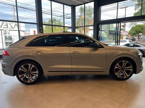 AUDI Q8 3.0 V6 24V 4P TFSI PERFORMANCE BLACK QUATTRO AUTOMÁTICO TIPTRONIC, Foto 9