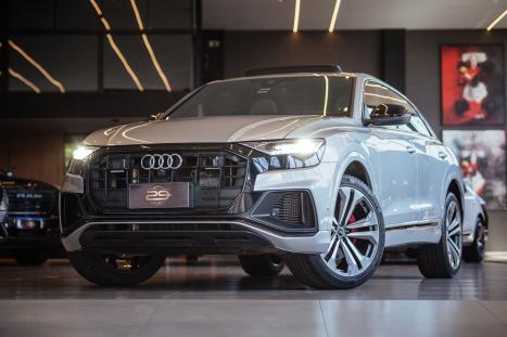 AUDI Q8 3.0 V6 24V 4P TFSI PERFORMANCE BLACK QUATTRO AUTOMÁTICO TIPTRONIC, Foto 1